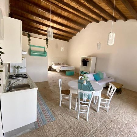 La Dimora Delle Coste Apartment Комизо Екстериор снимка