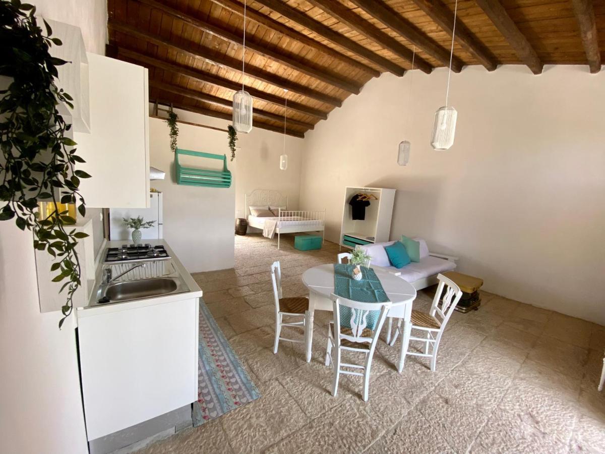 La Dimora Delle Coste Apartment Комизо Екстериор снимка