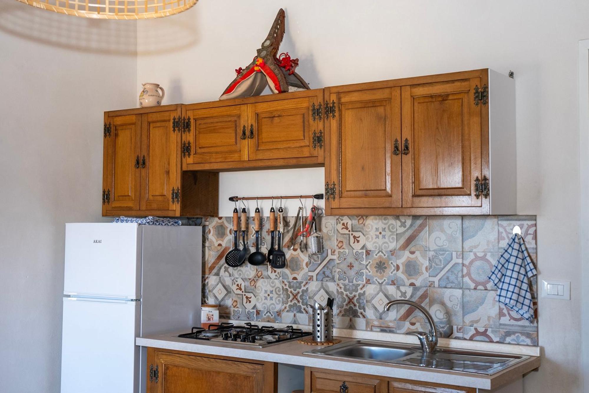La Dimora Delle Coste Apartment Комизо Екстериор снимка